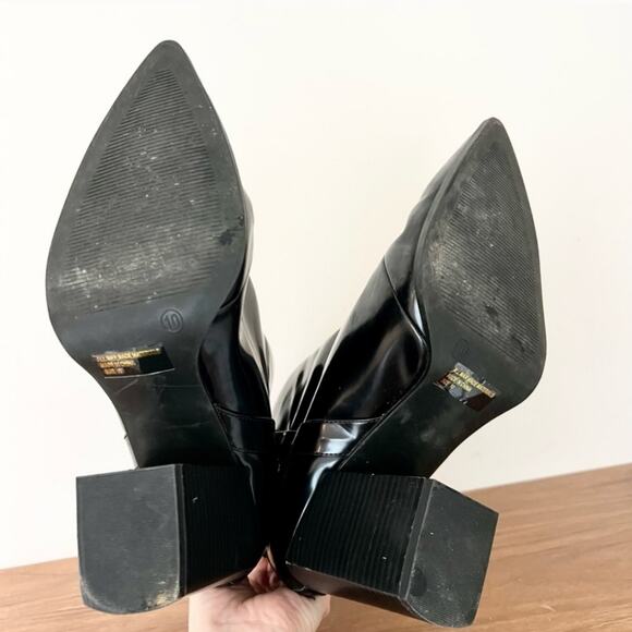 Wild Diva Glossy Black Pointy Toe Booties - Picture 6 of 6